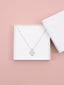 Collana lunga con cuore e lettera strass
