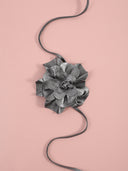 Cintura maxi fiore in pelle