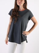 T-shirt Bianco con B dietro