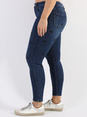 Blue jeans con stelle nere