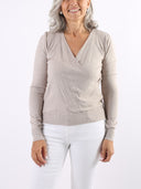 Maglioncino basic con scollo a portafoglio