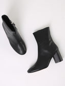 Stivaletto classico in similpelle