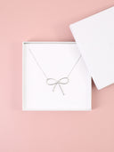 Collana con maxi fiocco sagoma