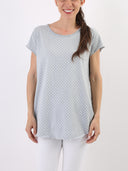 T-shirt con cuoricini bianchi