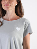 T-shirt Bianco con cuore bianco glitter e B dietro