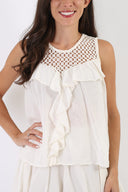 Top in macramé e cotone con volant