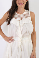Top in macramé e cotone con volant