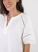 Blusa Arianna in viscosa e lino con inserti in pizzo