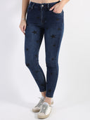 Blue jeans con stelle nere