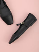 Ballerine con punta quadrata e laccetto