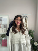 Giacca lunga con cappuccio e coulisse in vita