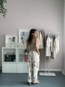 Pantalone con fantasia fiori