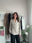 Blazer Haru con fiocco