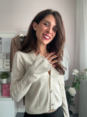 Cardigan crop con bottoni gioiello