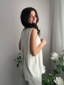 Top in viscosa con spacco e fiocchetto