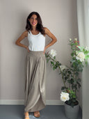 Pantalone boho con spacchi frontali