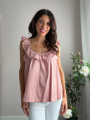 Top con scollo volant rosa