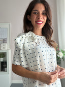 T-shirt pois blu con seta