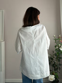 Camicia bianca asimmetrica con zip dietro