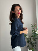 Camicia blu con bottoni