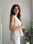 Top rosa cipria con balza