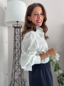 Camicia bianca con colletto arricciato