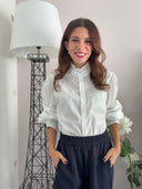 Camicia bianca con colletto arricciato