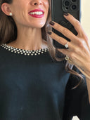 Maglioncino manica corta e scollo gioiello strass