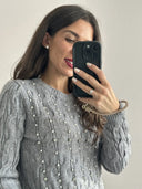 Maglioncino misto viscosa con perle, strass e trecce