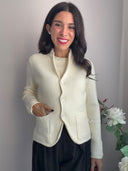 Cardigan lavorato con bottoni e tasche