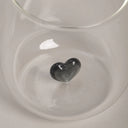 Bicchiere con cuore interno nero