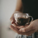 Tazzina da caffè con doppio vetro e cuoricino nero